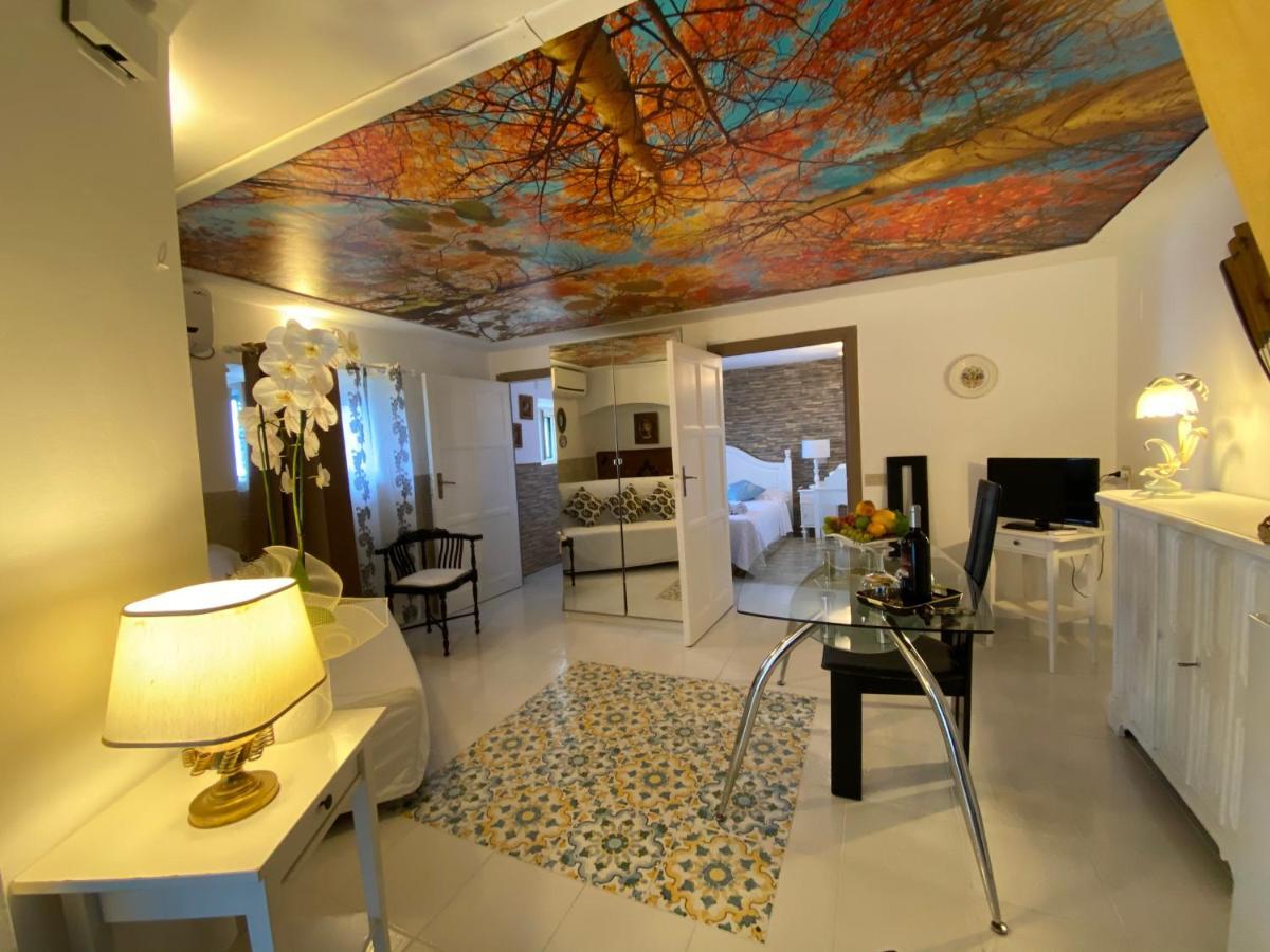 Villa Don Mimi Guarnaschelli La Dependace *