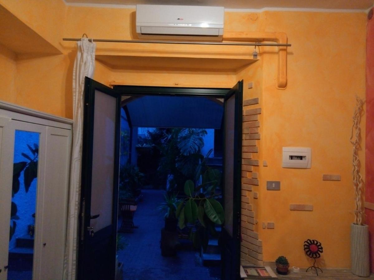 Center Hostel: Private With Terrace Taormina