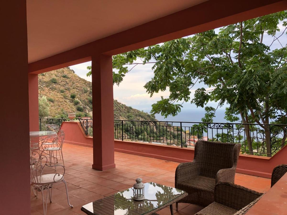 Le Petit Paradis * Taormina