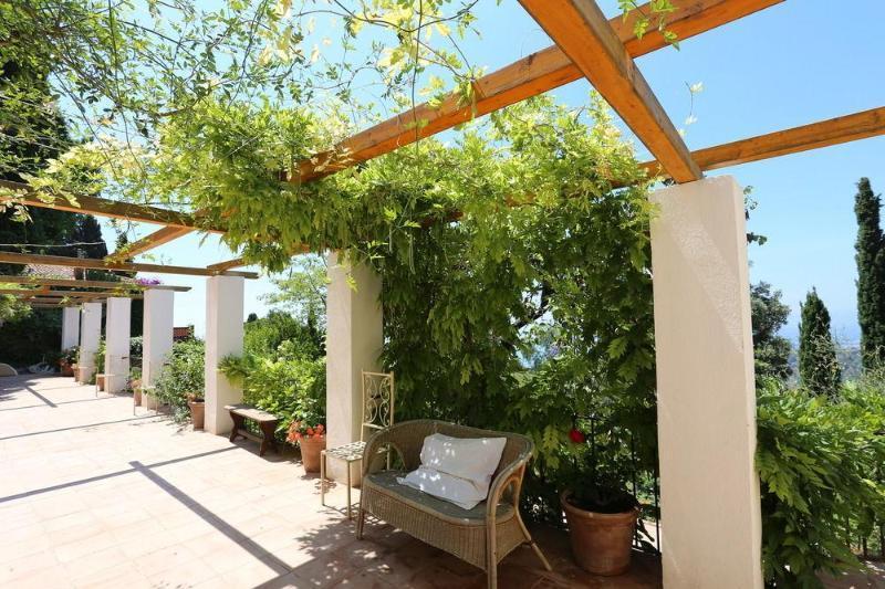 Bed & Breakfast Casa Cuseni, Residenza D'artista, Museo E Giardino Storico Taormina