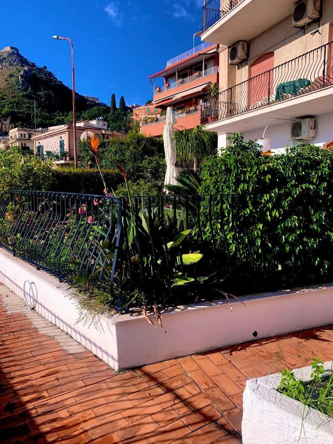 Spacious In With Sea View And Balconies *