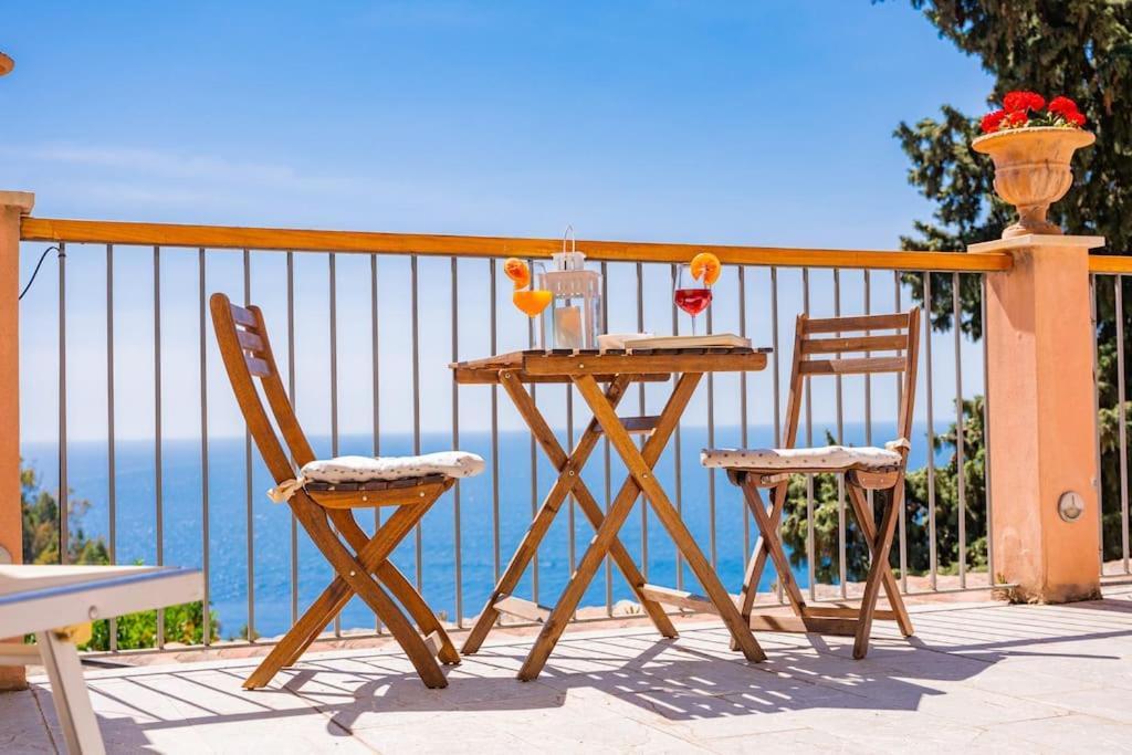 Chalé Vista Mare A Con Parcheggio Paolone House Taormina