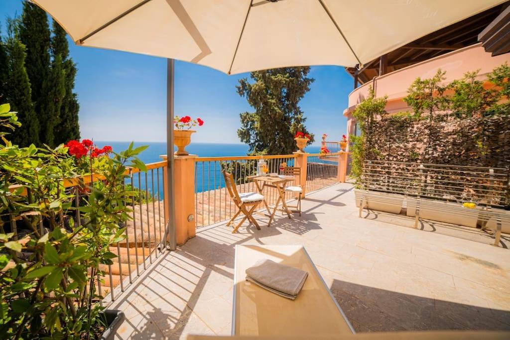 Chalé Vista Mare A Con Parcheggio Paolone House Taormina