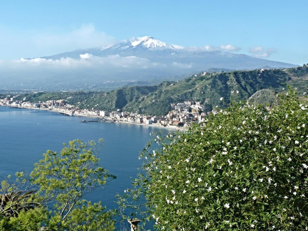 Apartment Holidaysora Taormina - Il Giardino Di Graziella Taormina