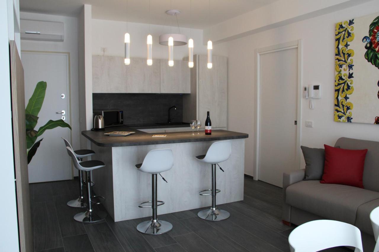 Venere - Minerva Luxury By Holidays Apartment *