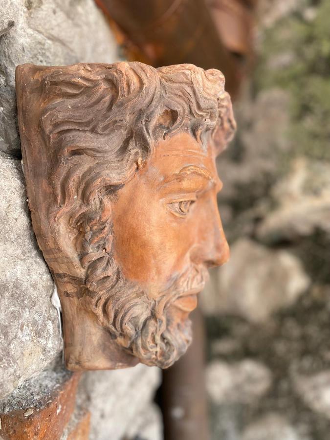 La Rocca *