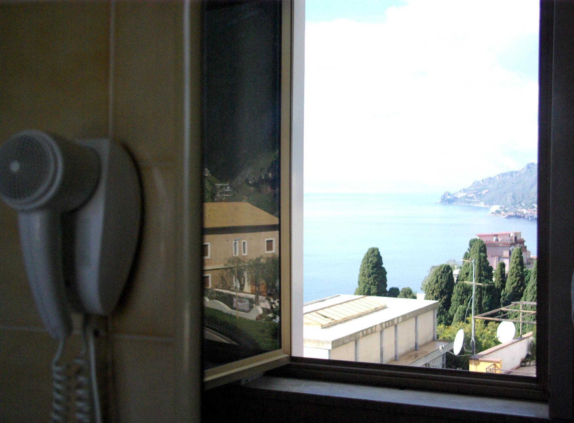 Natalina 2* Taormina