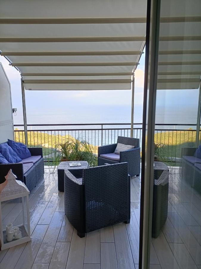 Al Bajah Loft Monovano Con Requisiti Apartment Taormina