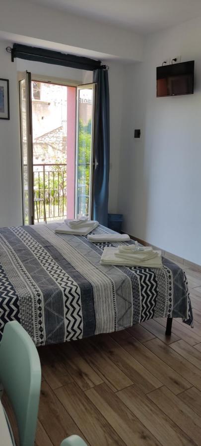 Akropolis Bed & Breakfast