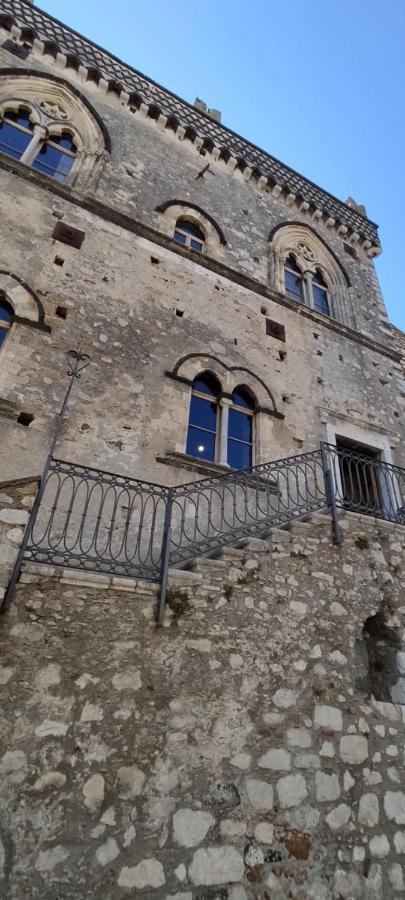 Akropolis Bed & Breakfast