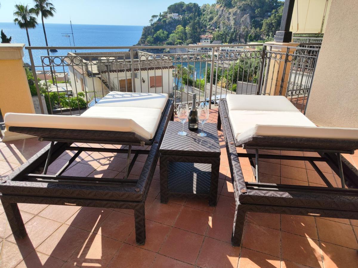 Apartment Dhome Baia Mazzaro'