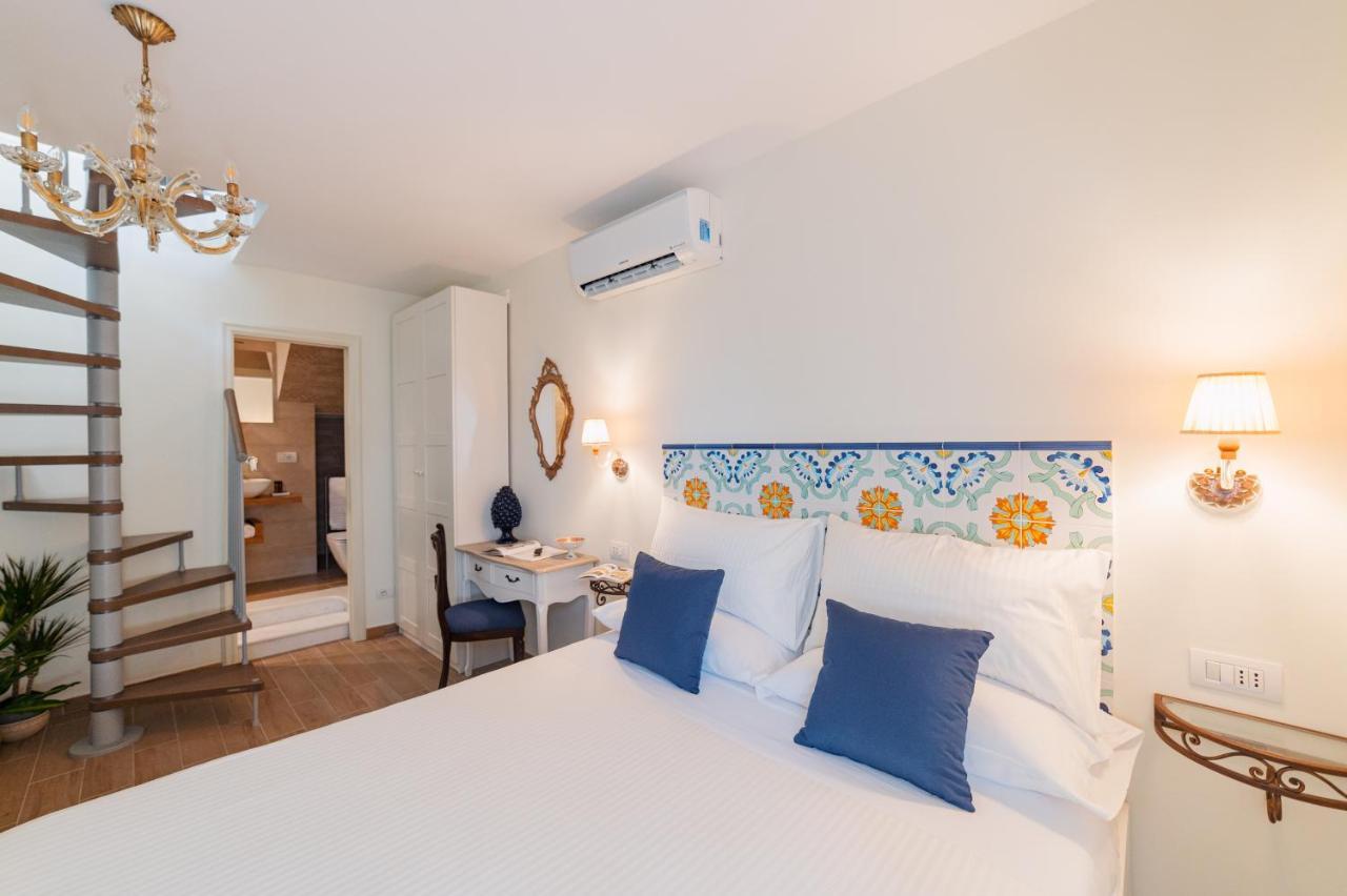 Ottaviano - Elegante Attico Vista Mare Apartment