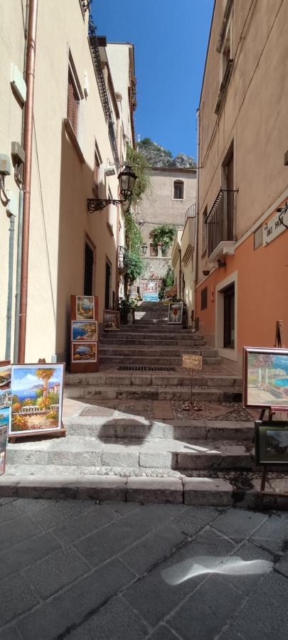 Akropolis Bed & Breakfast