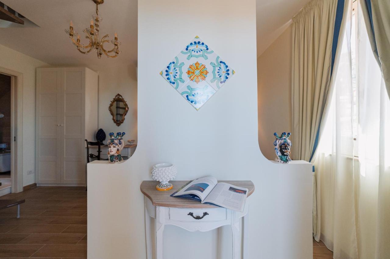 Apartment Ottaviano - Elegante Attico Vista Mare *