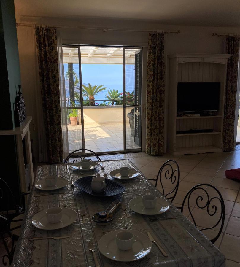 Helas By Holidays Apartment Taormina