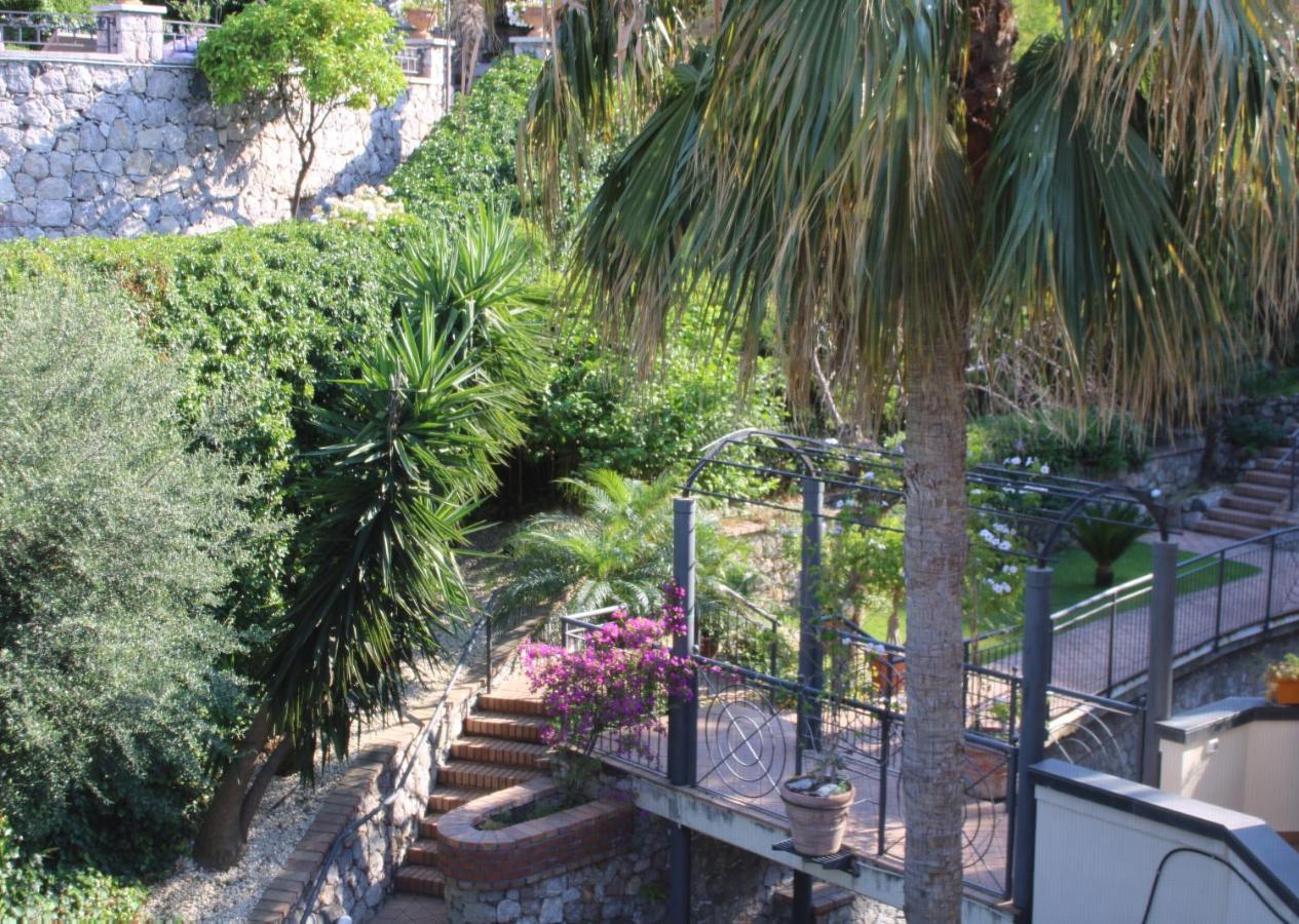 Apartment Helas By Holidays *