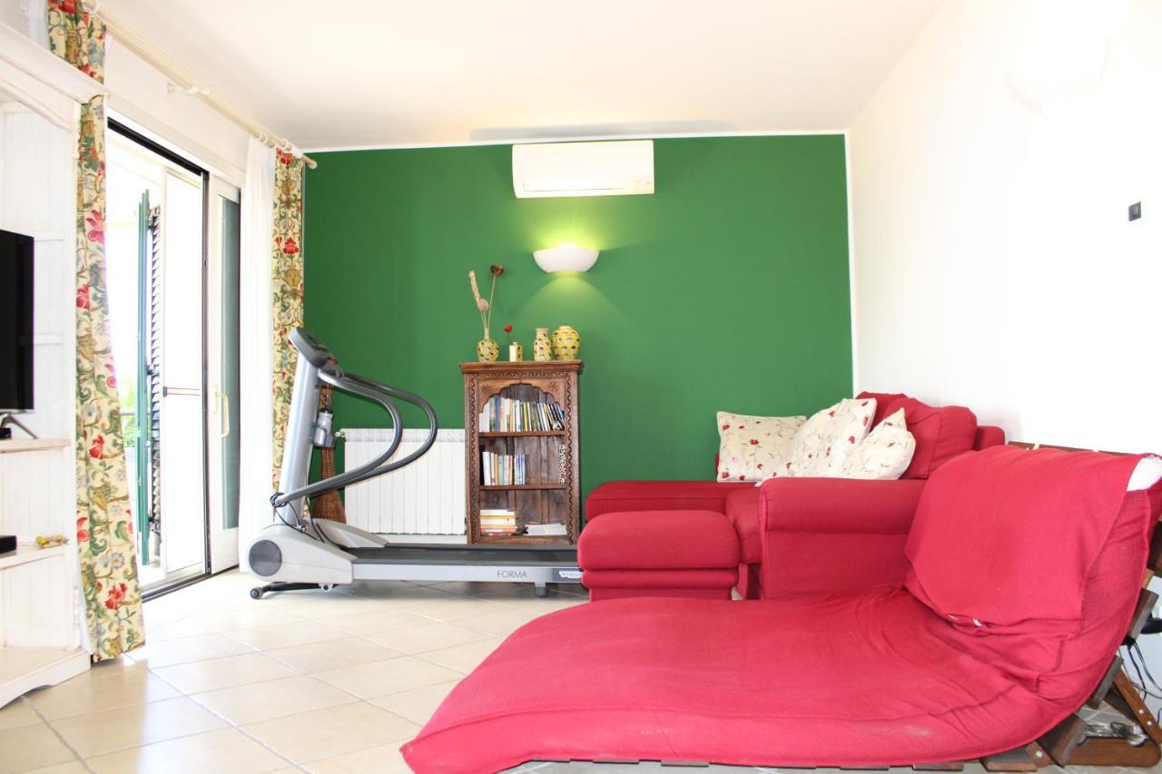 Apartment Helas By Holidays