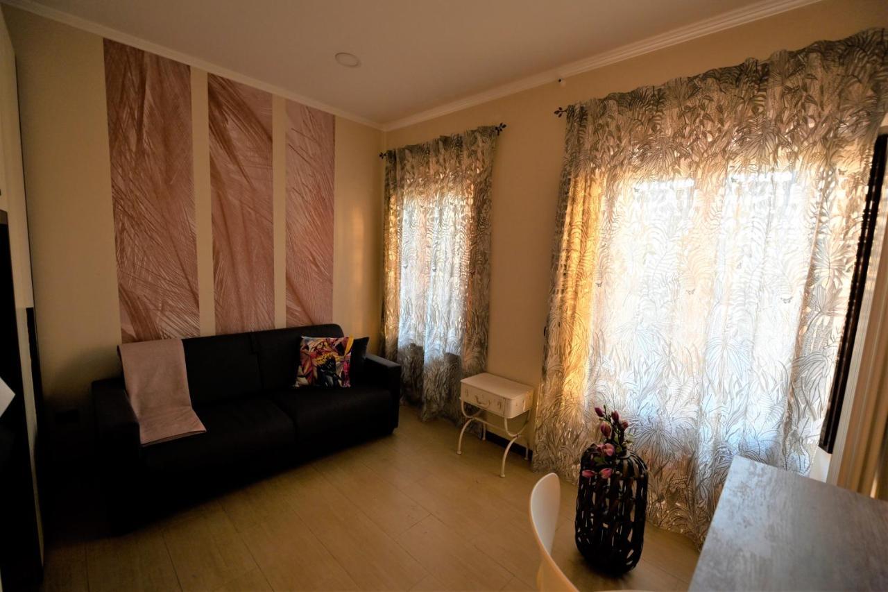 Collection: Iside * Taormina