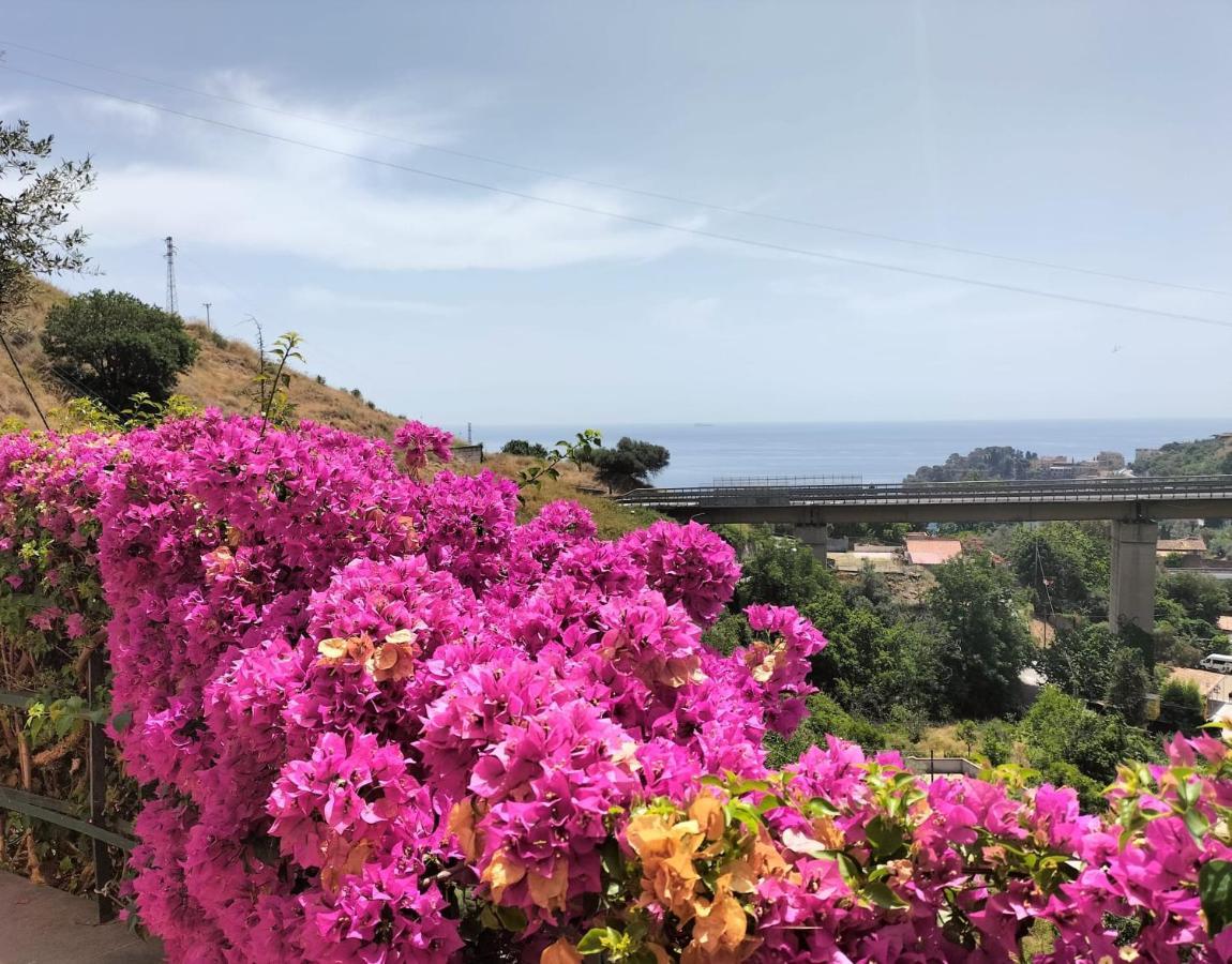 Gasthuis Sorriso Taormina