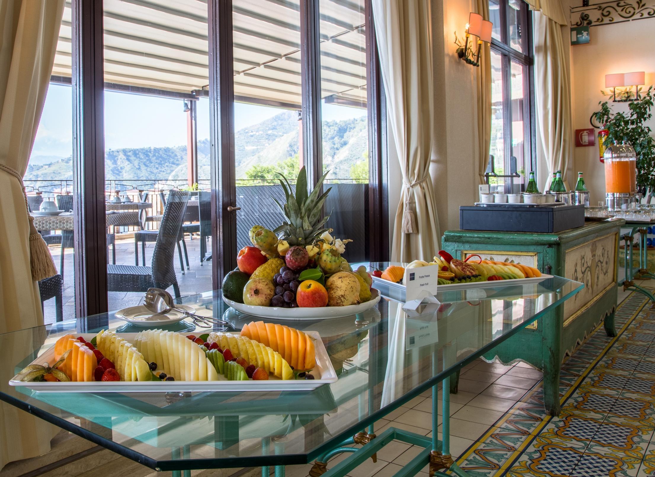 Capotaormina Hotel