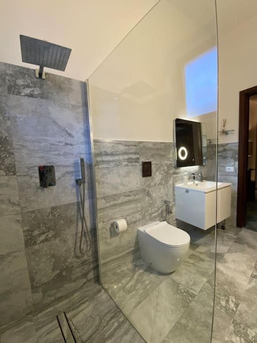 Gorgeous In Center + Free Parking * Taormina