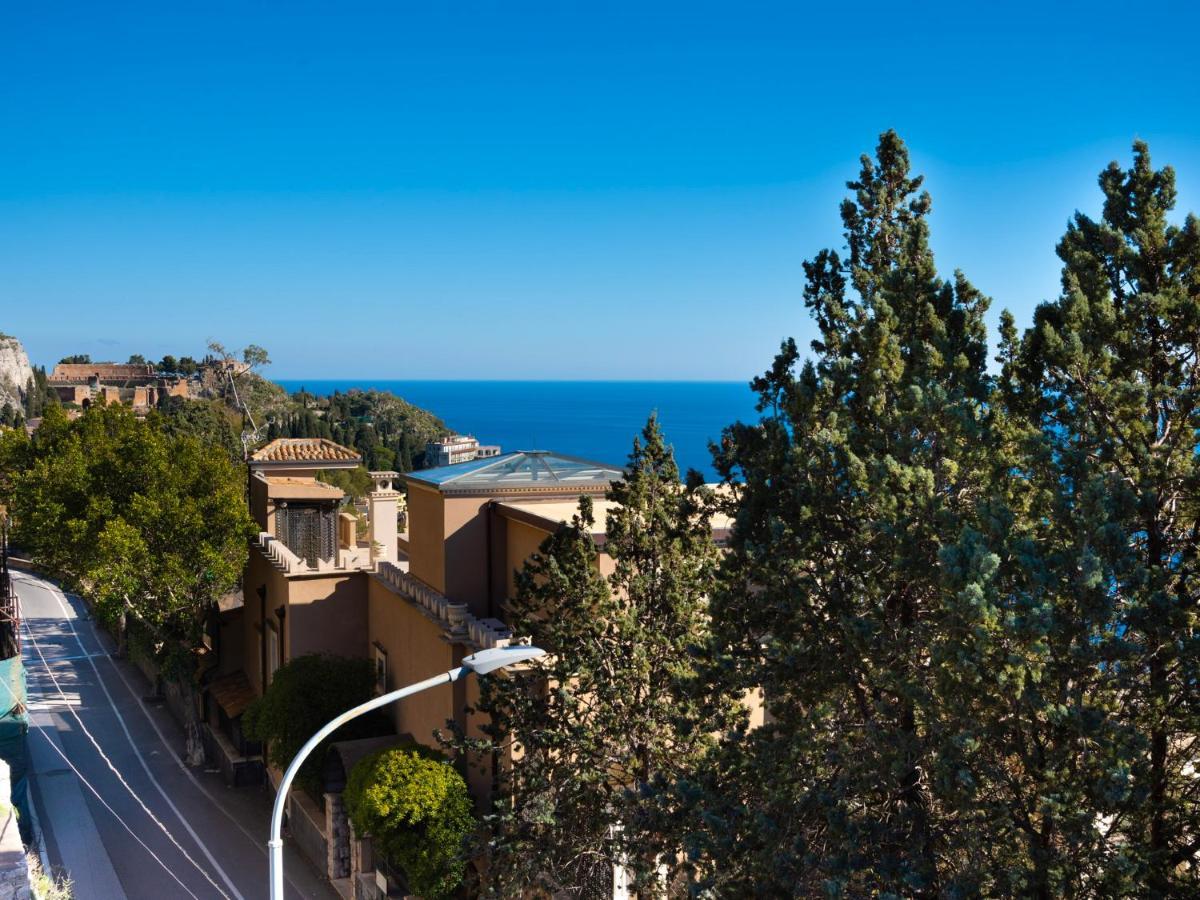 Sea And The Apartment Taormina