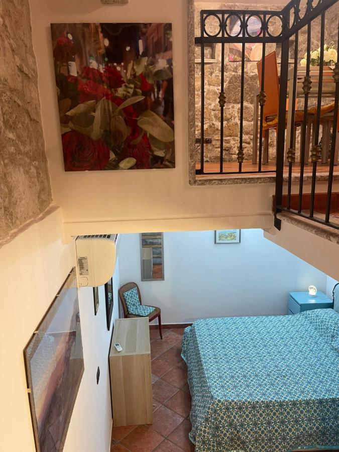 Majolica Apartment