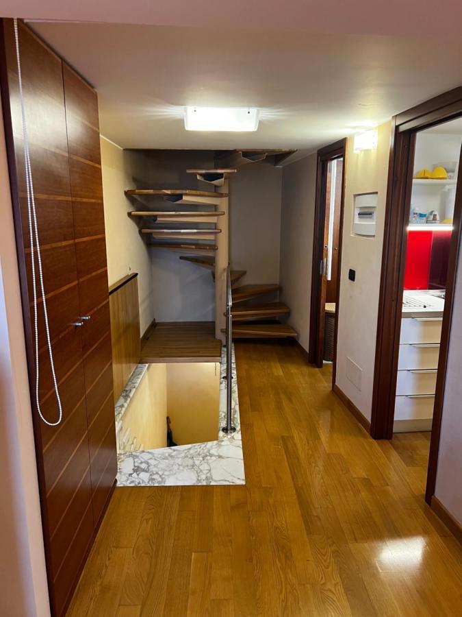 Dream House Apartment *
