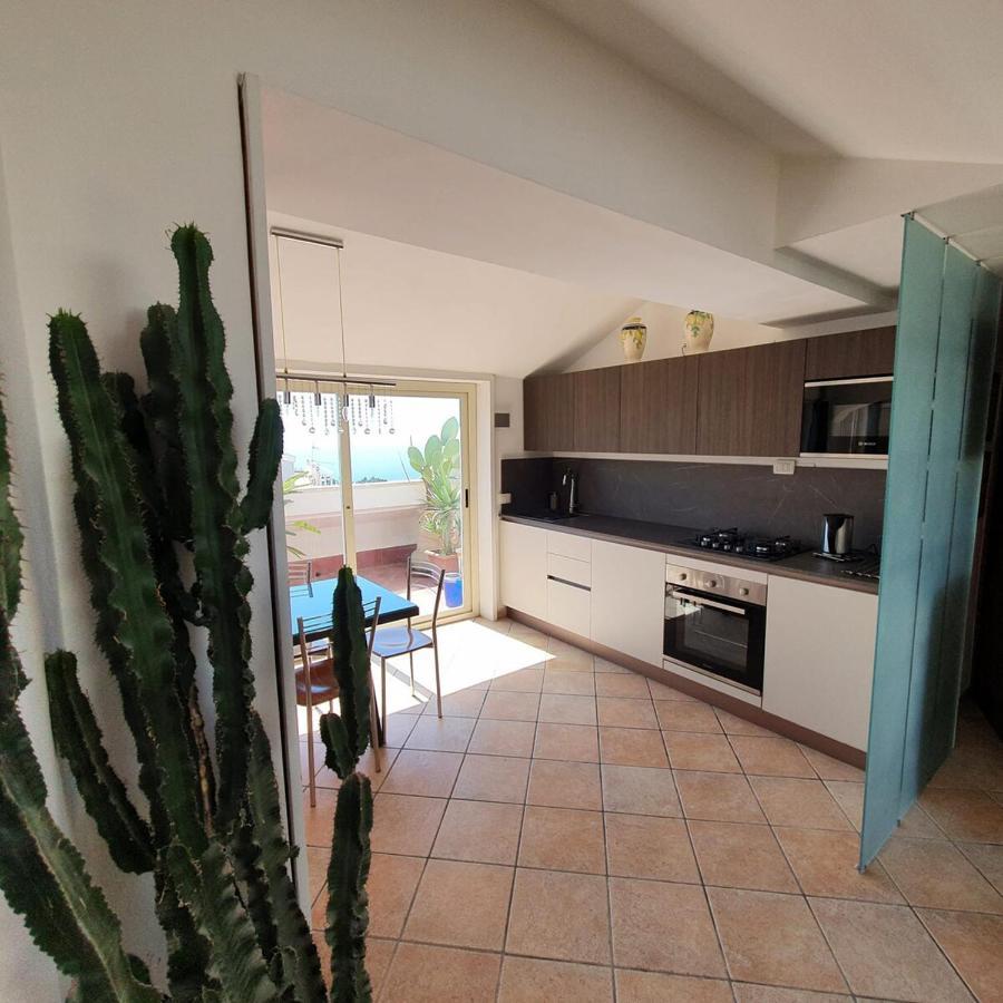 Appartement Center 4 Bedroom Penthouse, Terrace With Views