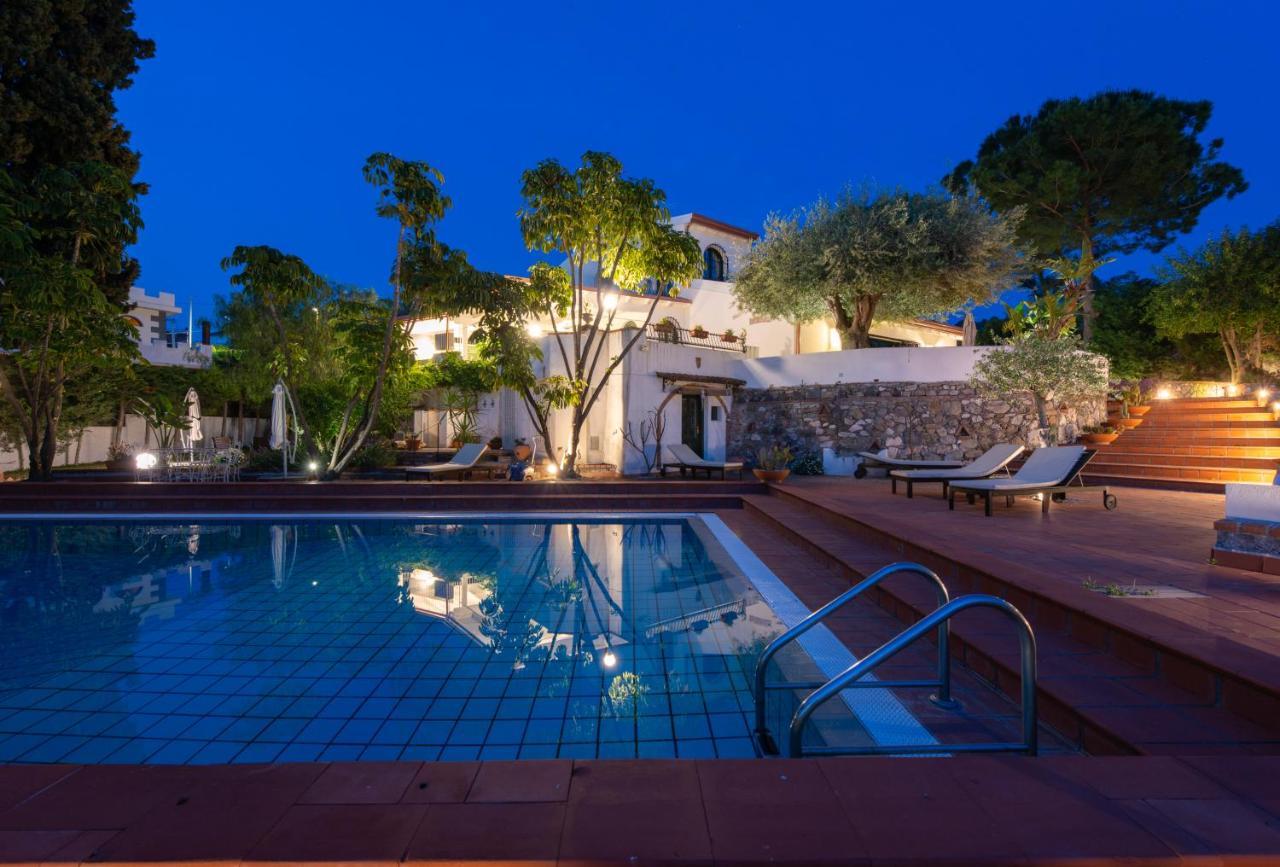 With Pool & Jacuzzi * Taormina