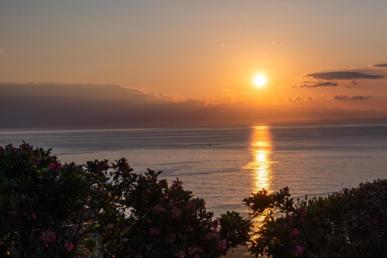 Villa Luxury Taorum With Spectacular Sea Views In