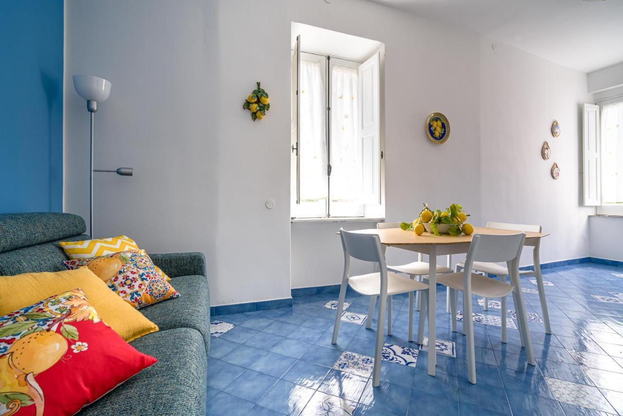 Blue Carlotta Appartement *
