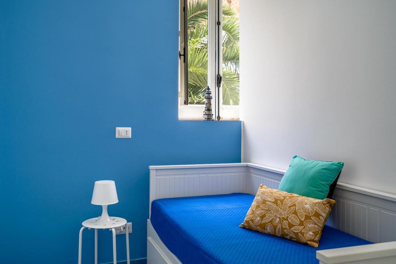 Blue Carlotta Appartement *