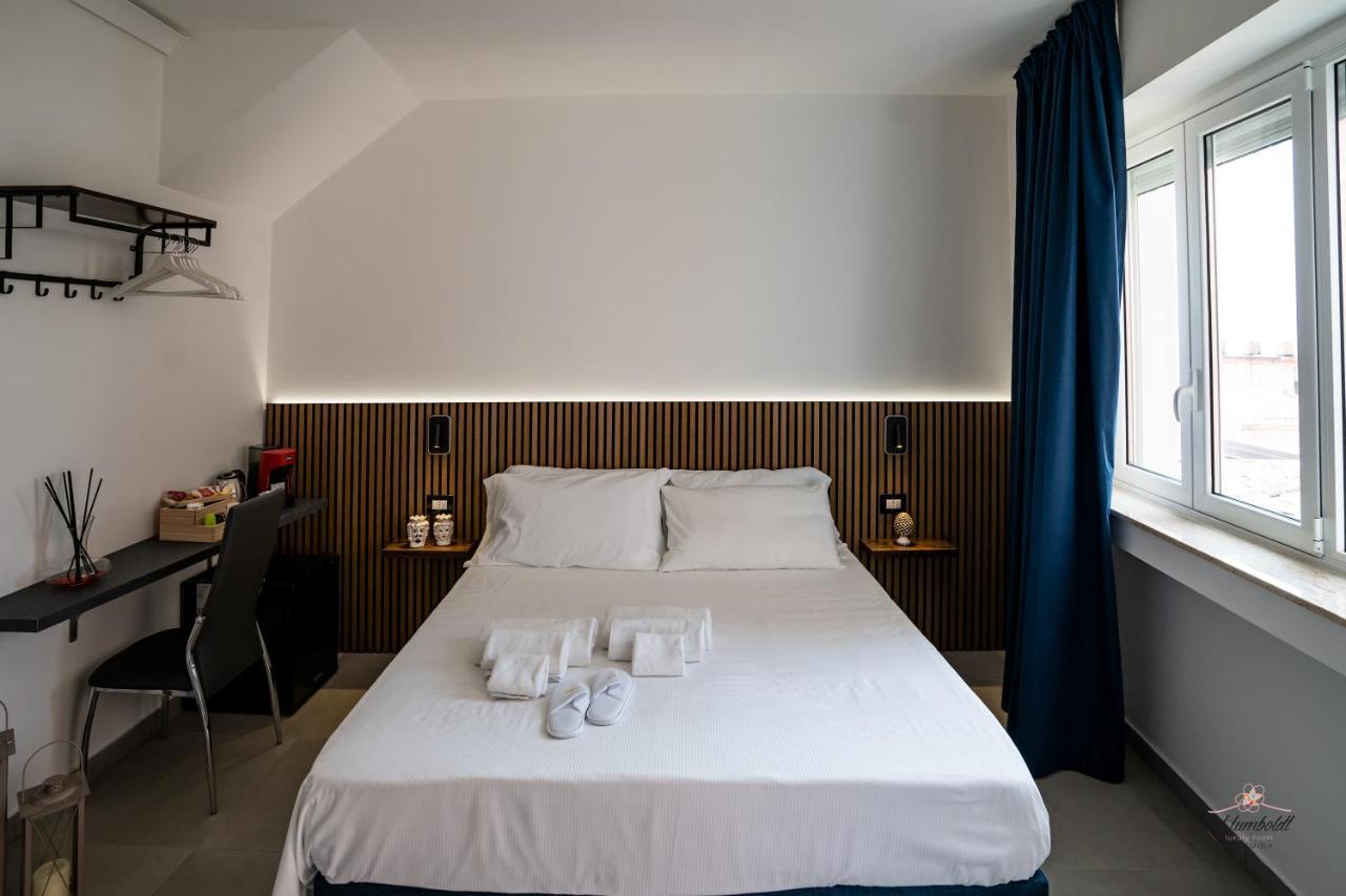 Humboldt Luxury * Taormina
