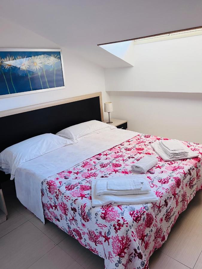Aparthotel Sirina House *