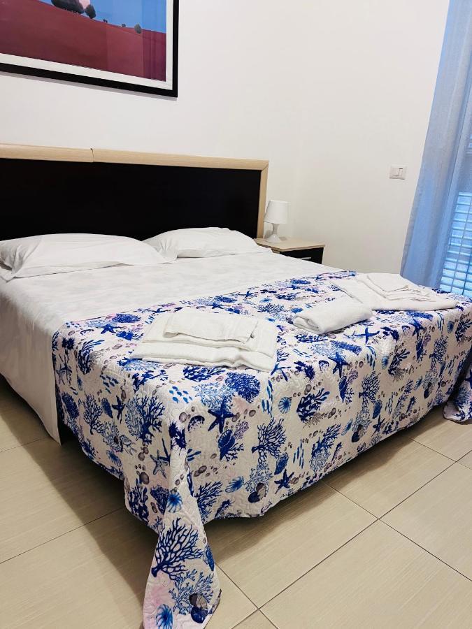 Aparthotel Sirina House *