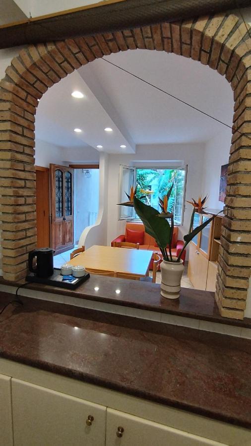 Casa Carmela Panoramic Center Apartment *