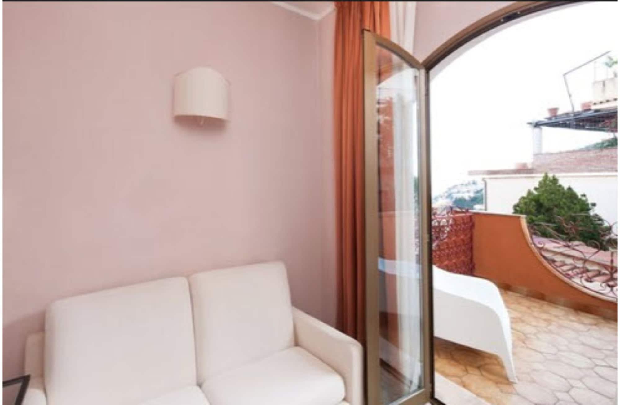 Hotel Andromaco Palace