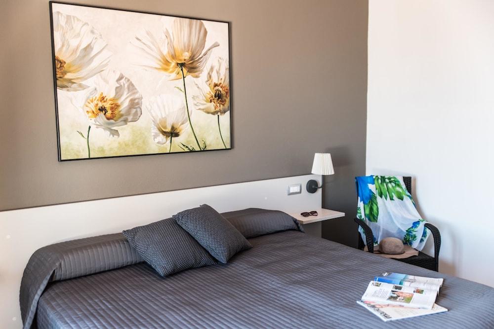 Fiorita Boutique Hotel 4*