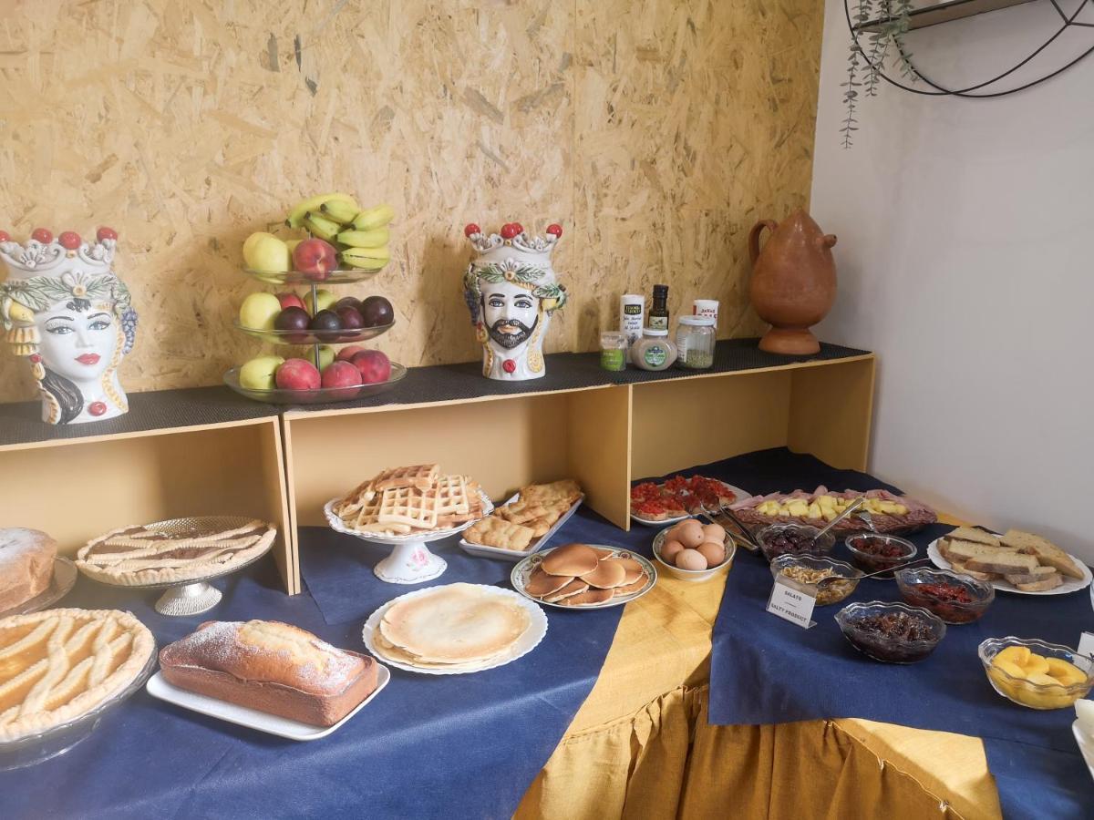 Bed & Breakfast Sicily In 2 - & Breakfast *