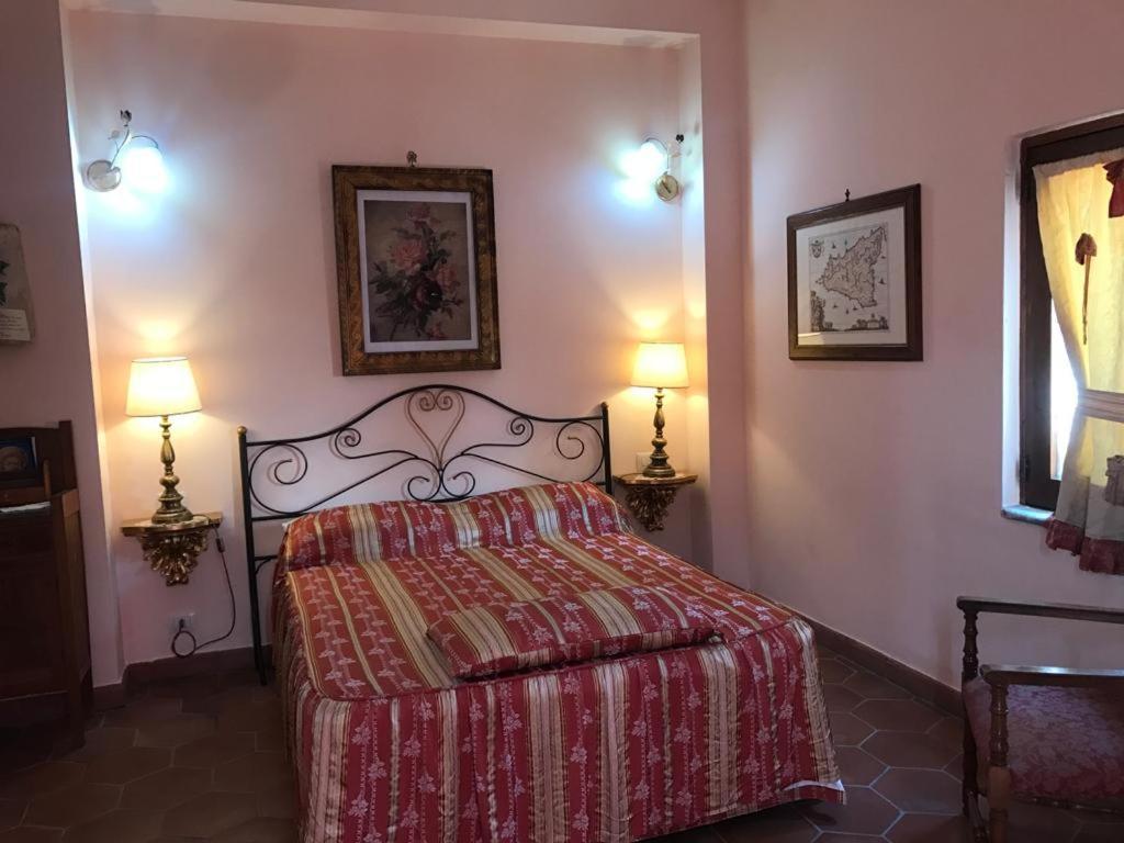 Acomodação com café da manhã  La Capanna Di Giuseppe E Maria Taormina