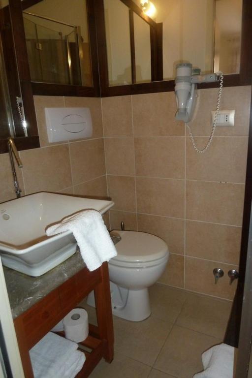 Casa Vico Romano 2 *