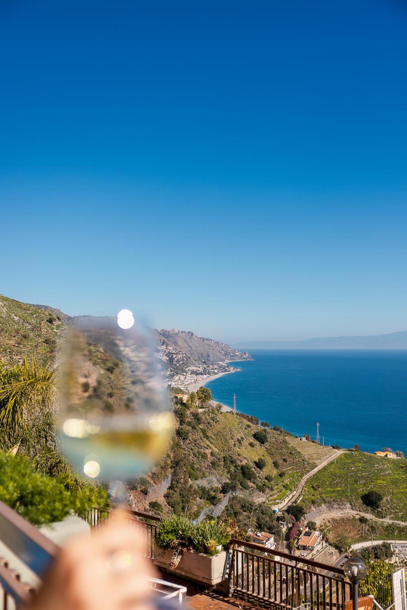 Dream View *