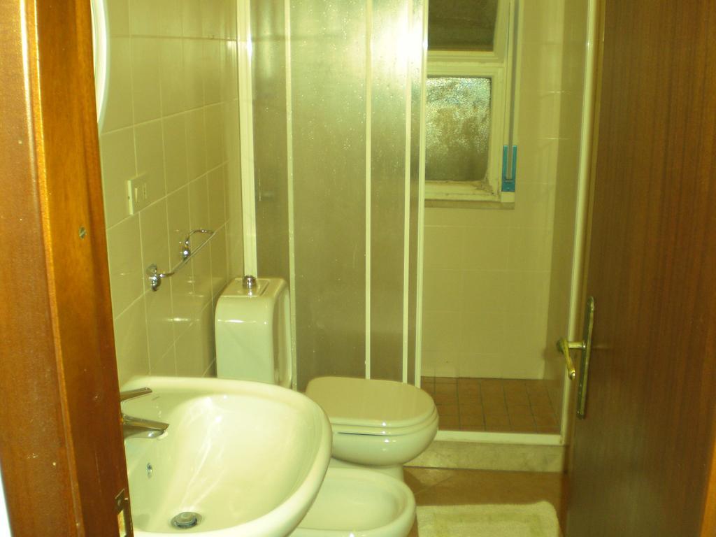 Theokles Apartment *