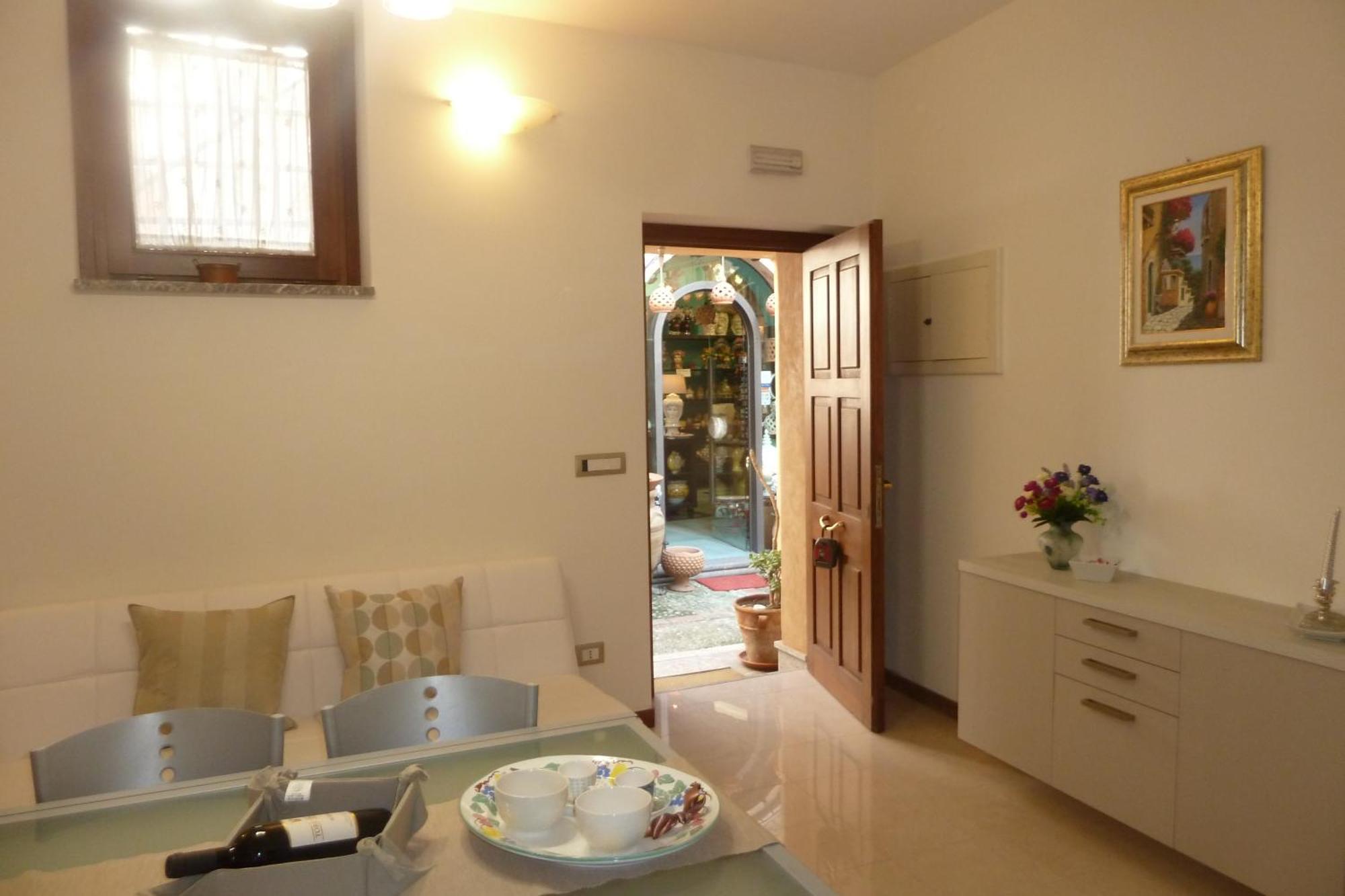 Casa Vico Romano 2 Apartment *