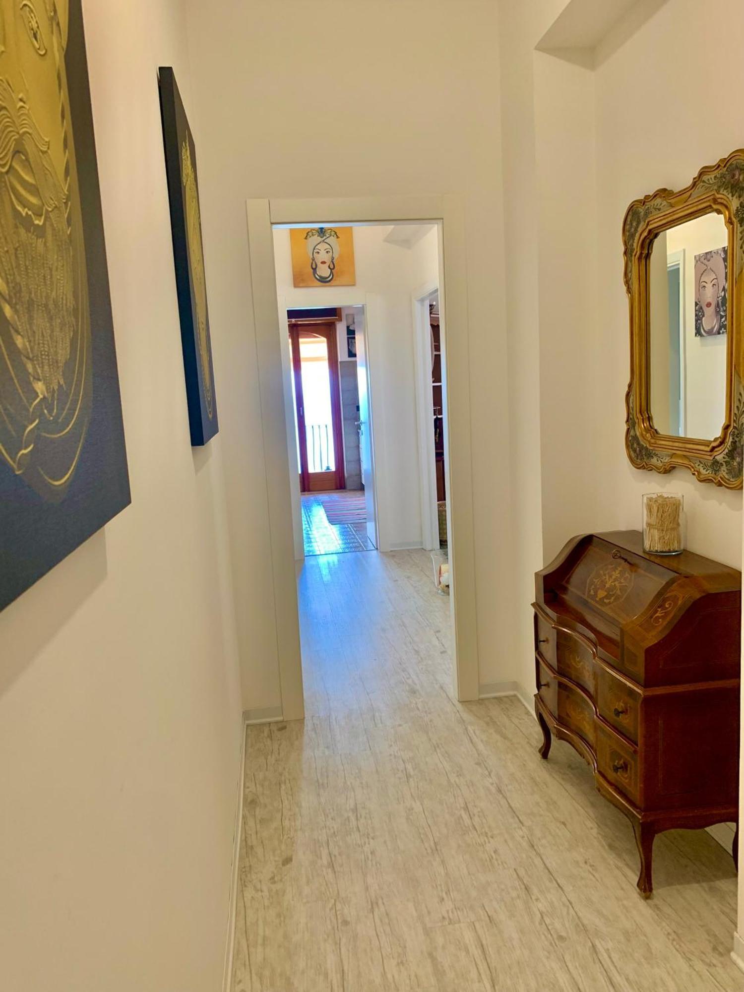 Spacious In With Sea View And Balconies *