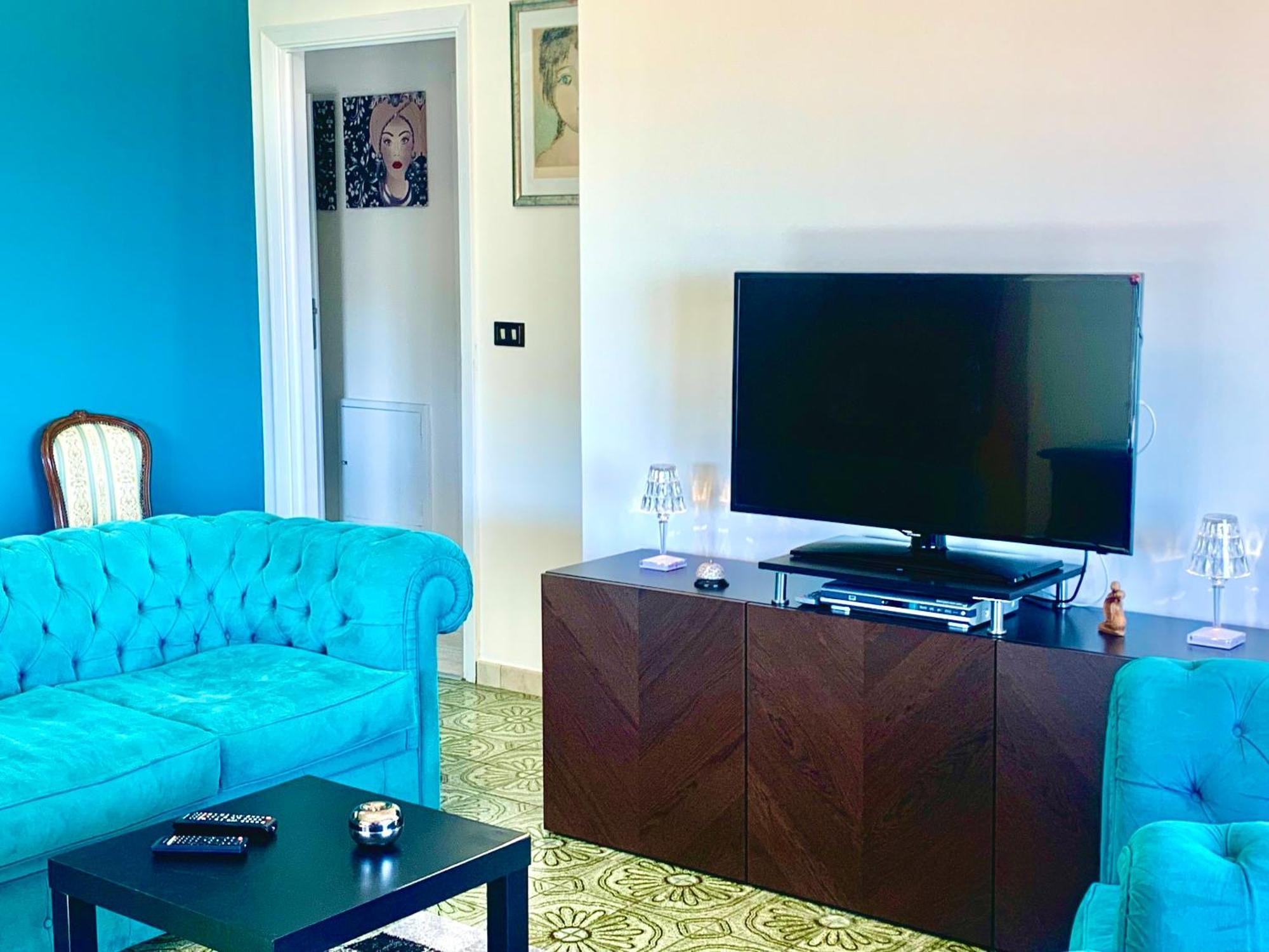 Spacious In With Sea View And Balconies * Taormina