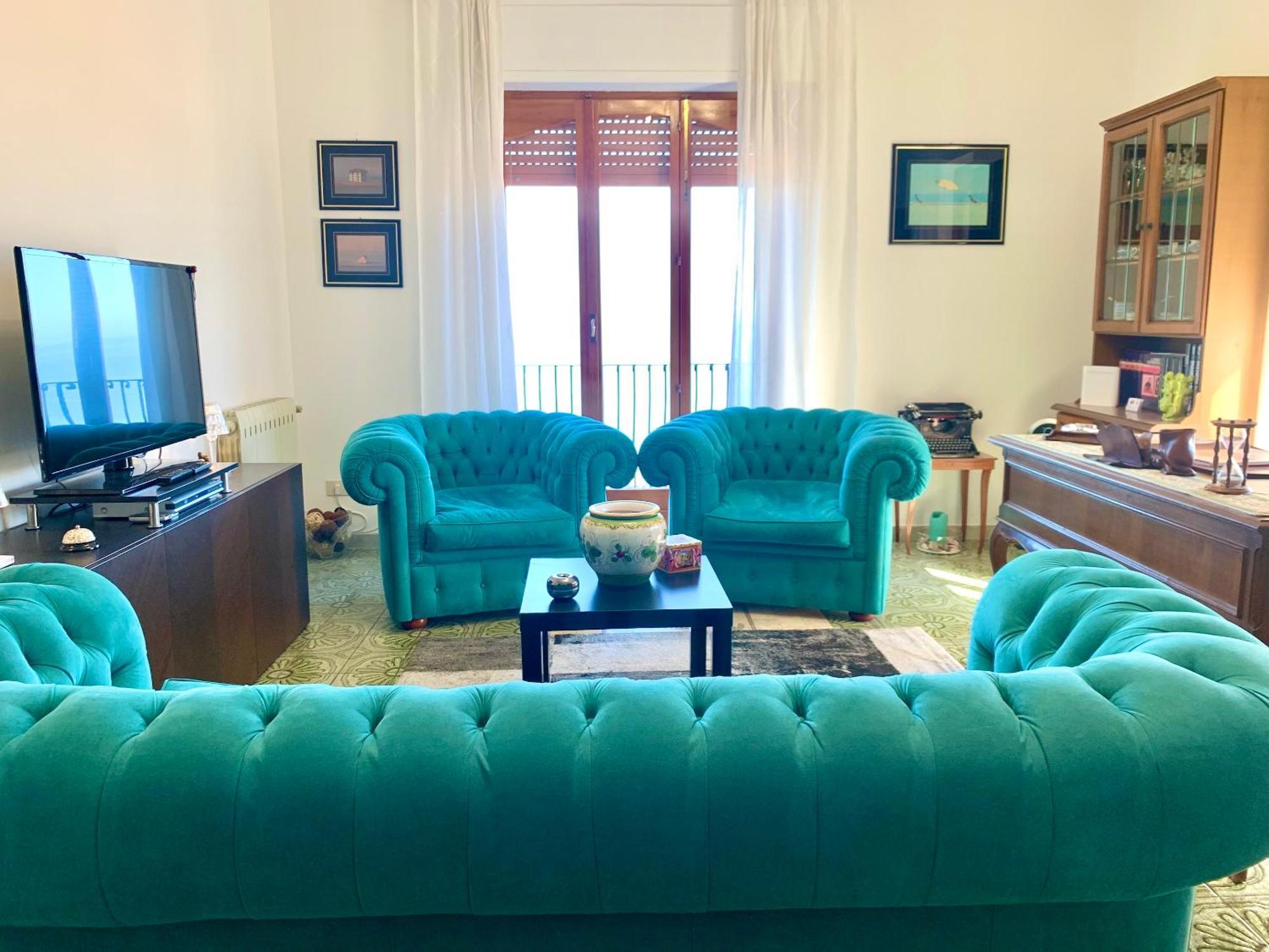 Spacious In With Sea View And Balconies Apartment