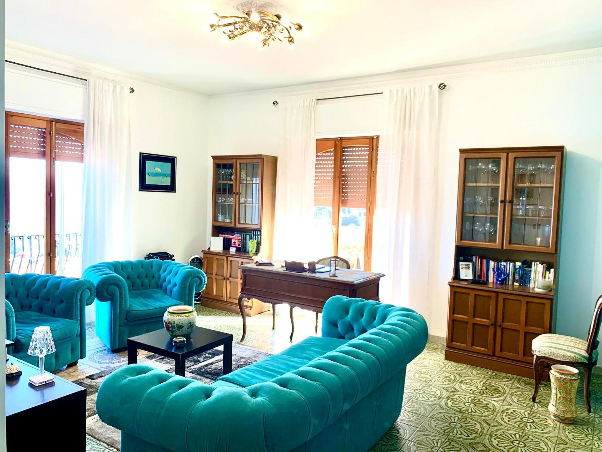 Spacious In With Sea View And Balconies *