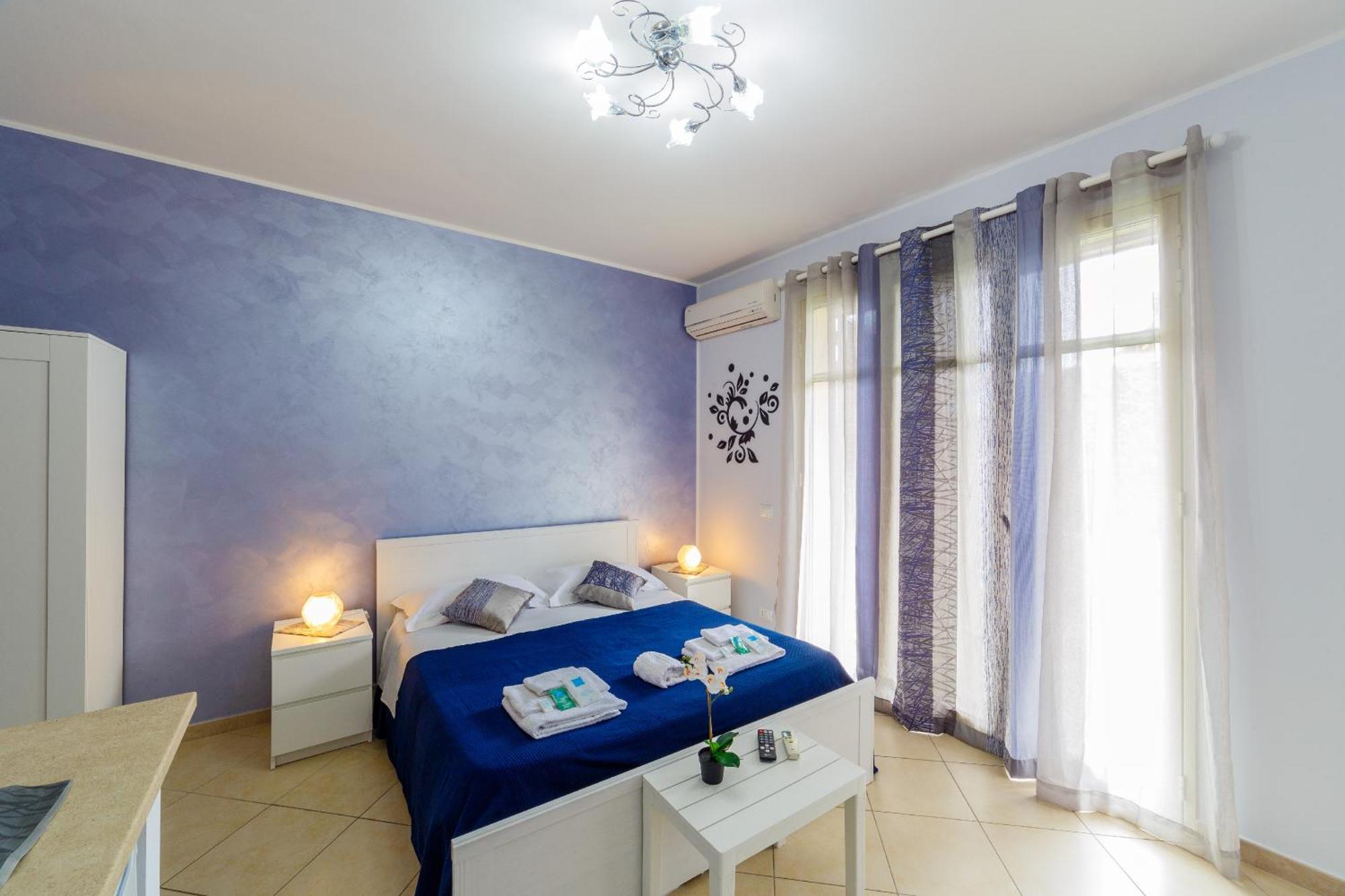 Sicily In 2 - & Breakfast Taormina